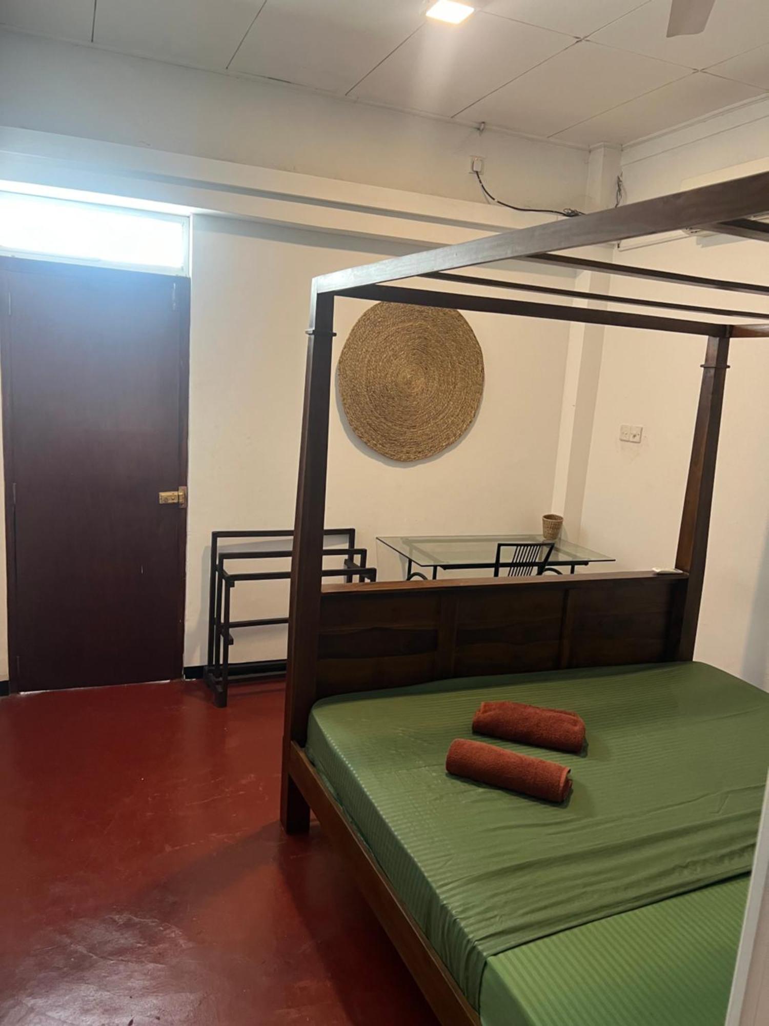 Hari Hari Hostel เวลิกามา ภายนอก รูปภาพ